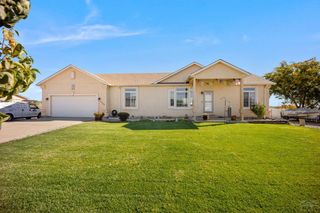 1036 S Los Charros Dr, Pueblo West, CO 81007