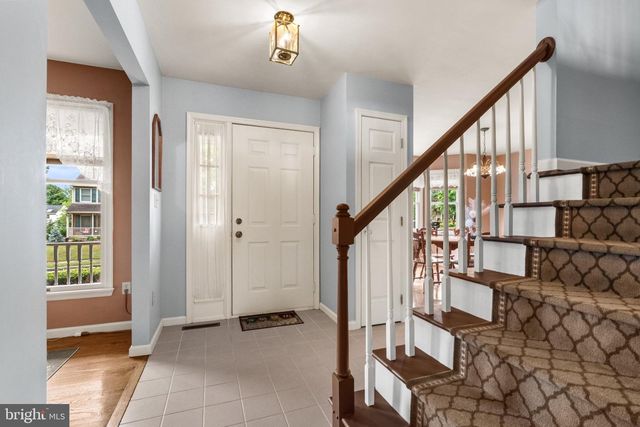 4480 JASMINE DR, Bethlehem, PA 18020