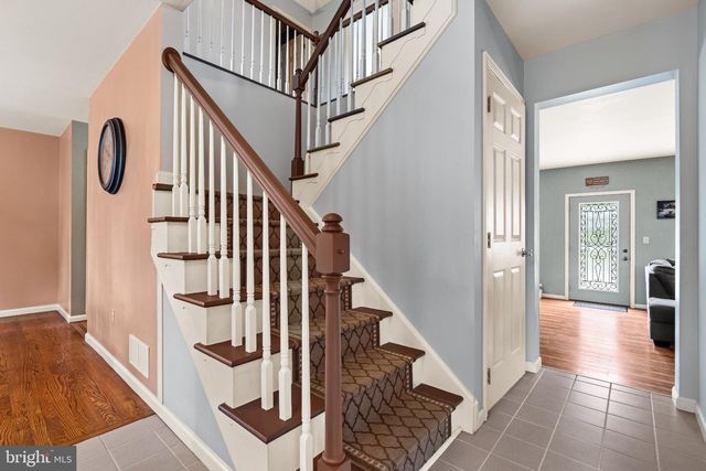 4480 JASMINE DR, Bethlehem, PA 18020