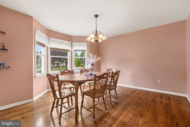 4480 JASMINE DR, Bethlehem, PA 18020