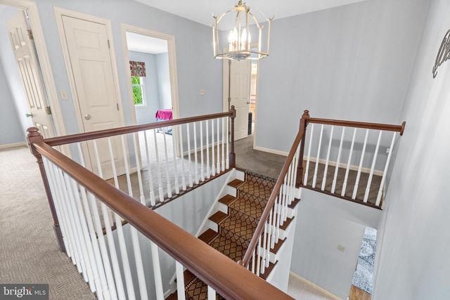 4480 JASMINE DR, Bethlehem, PA 18020