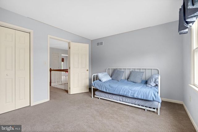 4480 JASMINE DR, Bethlehem, PA 18020