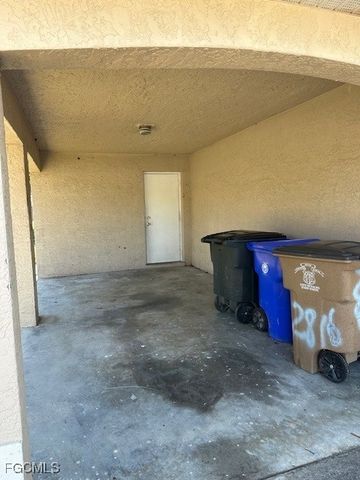 2816 Economy ST, Fort Myers, FL 33916