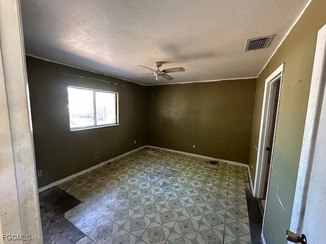 2816 Economy ST, Fort Myers, FL 33916