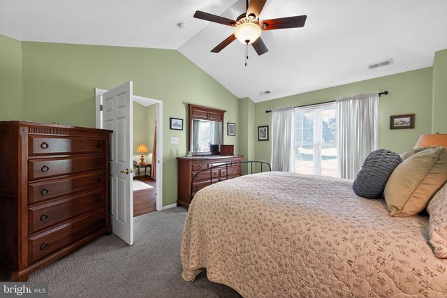 76 GRANDVIEW DR, Ivyland, PA 18974
