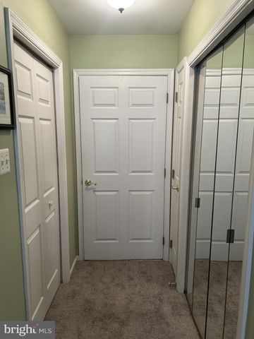 76 GRANDVIEW DR, Ivyland, PA 18974