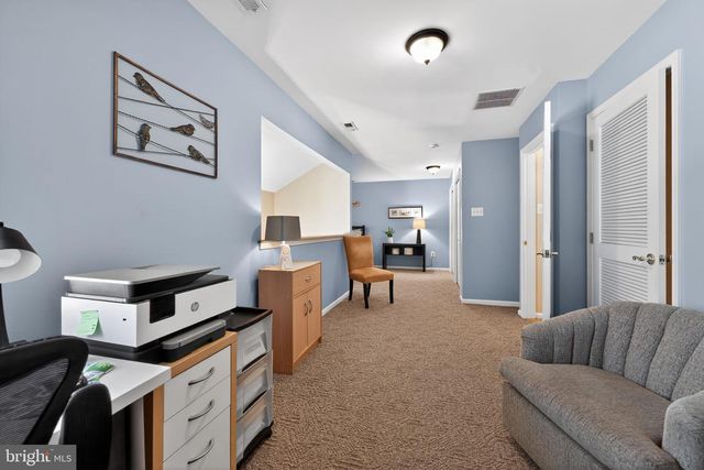 76 GRANDVIEW DR, Ivyland, PA 18974
