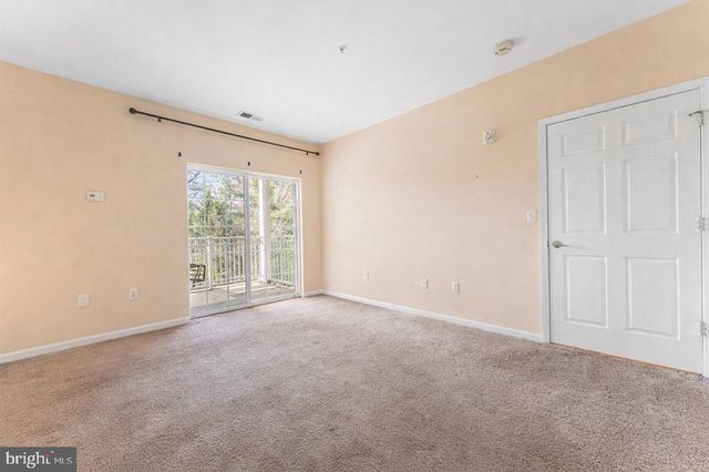 234 BREEDERS CUP DR, Cherry Hill, NJ 08002