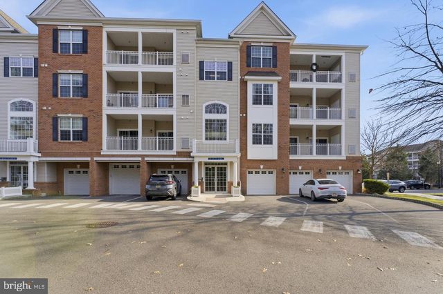 234 BREEDERS CUP DR, Cherry Hill, NJ 08002