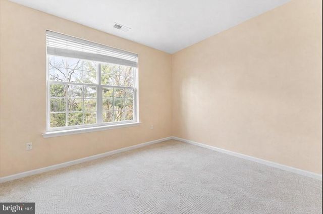 234 BREEDERS CUP DR, Cherry Hill, NJ 08002