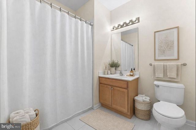 234 BREEDERS CUP DR, Cherry Hill, NJ 08002