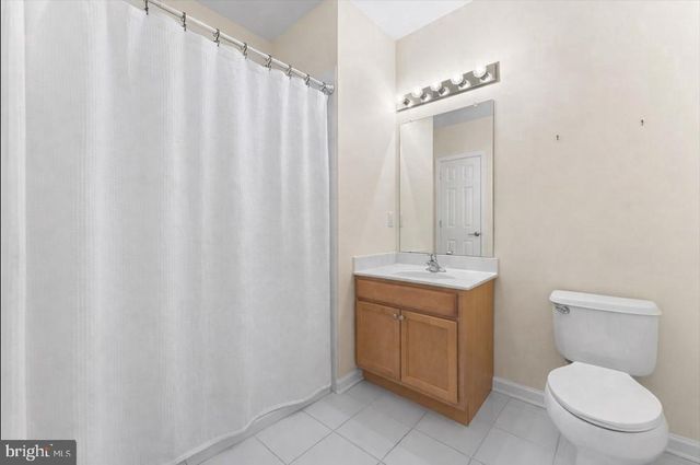 234 BREEDERS CUP DR, Cherry Hill, NJ 08002