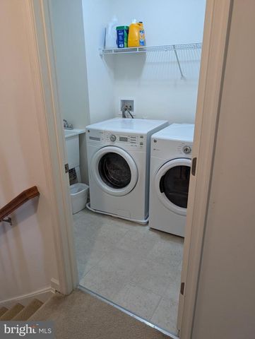 13944 SENECA RIDGE DR, Hagerstown, MD 21740