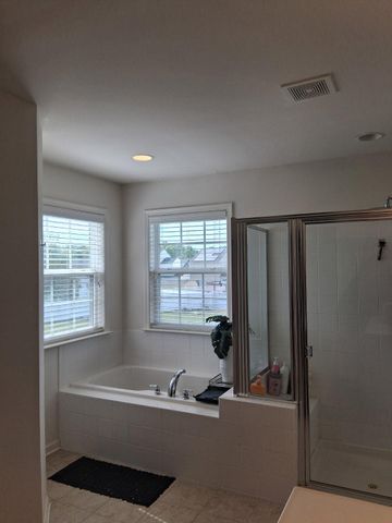 13944 SENECA RIDGE DR, Hagerstown, MD 21740