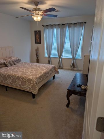 13944 SENECA RIDGE DR, Hagerstown, MD 21740