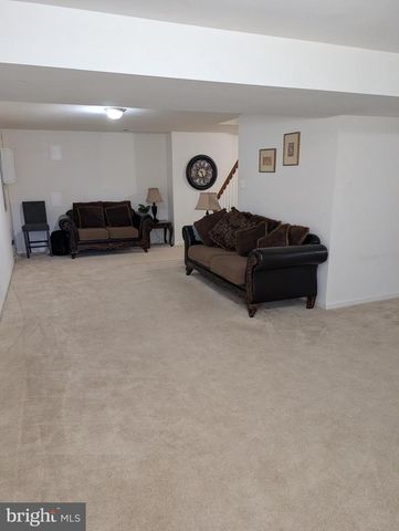 13944 SENECA RIDGE DR, Hagerstown, MD 21740