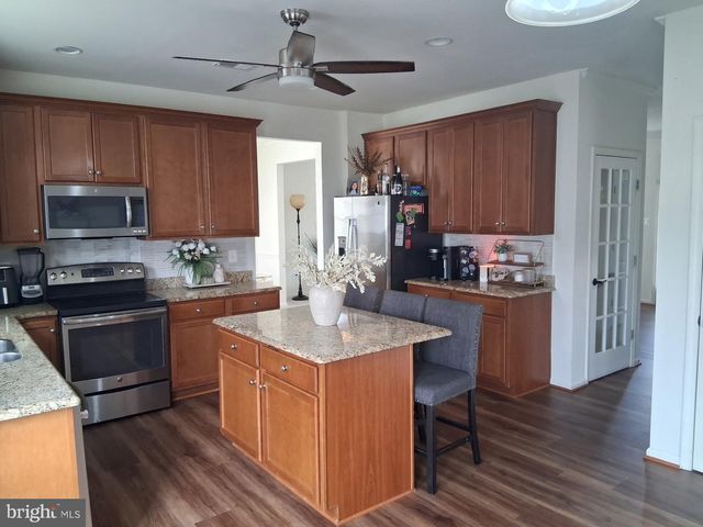 13944 SENECA RIDGE DR, Hagerstown, MD 21740
