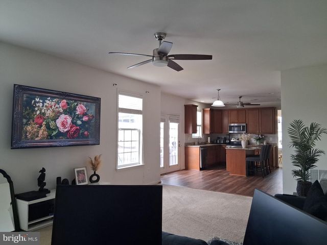 13944 SENECA RIDGE DR, Hagerstown, MD 21740