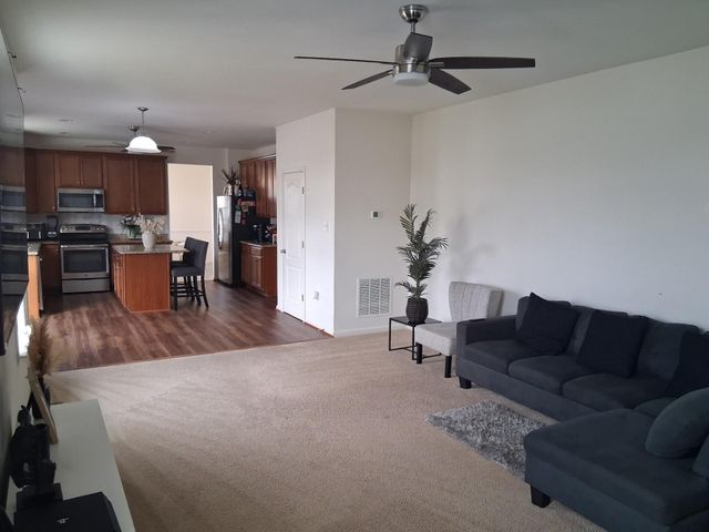 13944 SENECA RIDGE DR, Hagerstown, MD 21740
