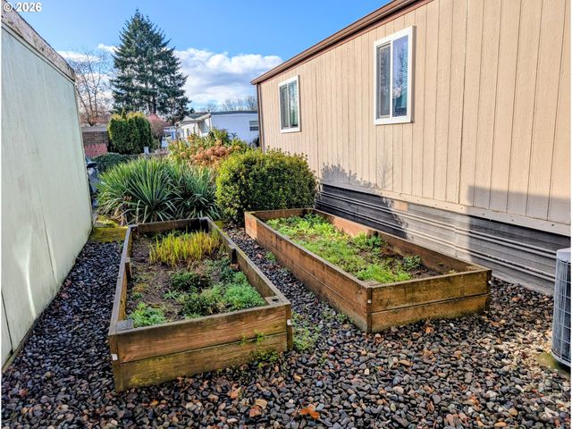 15411 Se MILL PLAIN Blvd A-9, Vancouver, WA 98684