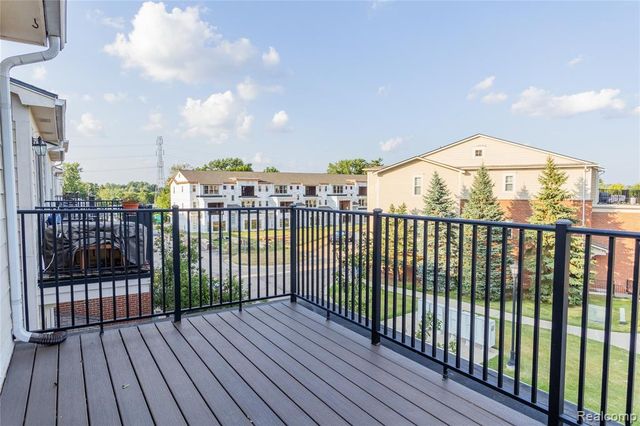 306 Legato Drive, Walled Lake, MI 48390