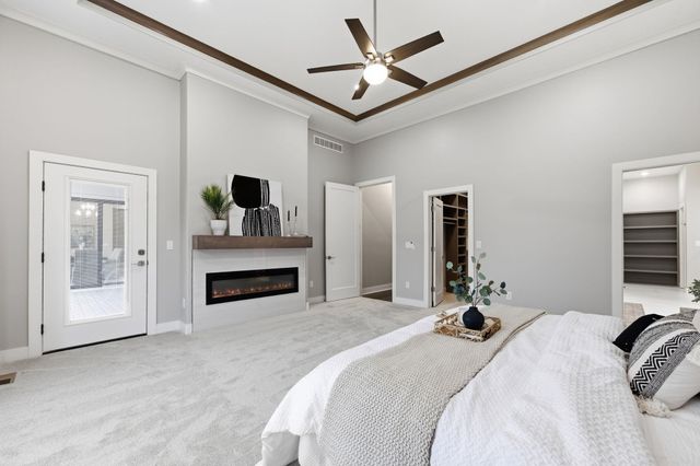 14125 E Willowgreen Cir, Wichita, KS 67230