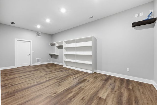 14125 E Willowgreen Cir, Wichita, KS 67230