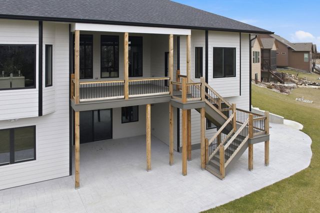 14125 E Willowgreen Cir, Wichita, KS 67230