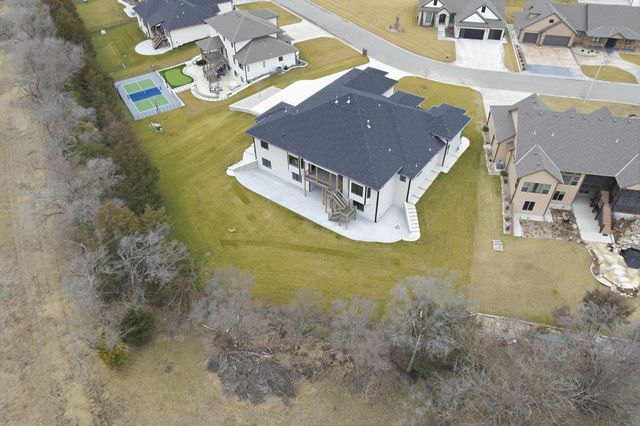 14125 E Willowgreen Cir, Wichita, KS 67230