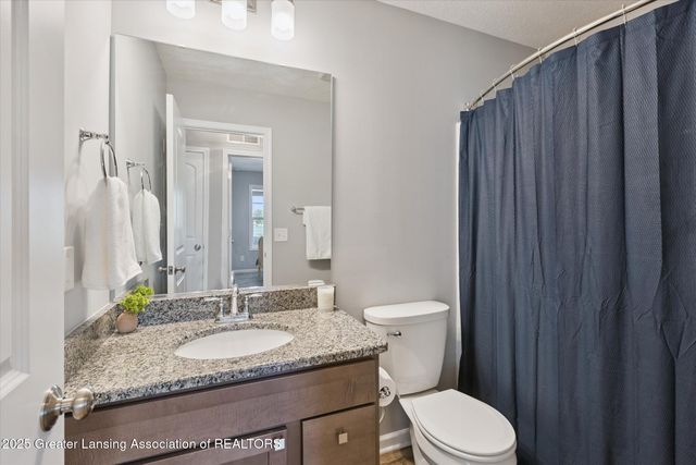 4313 Gold Dust Point, Perrinton, MI 48871