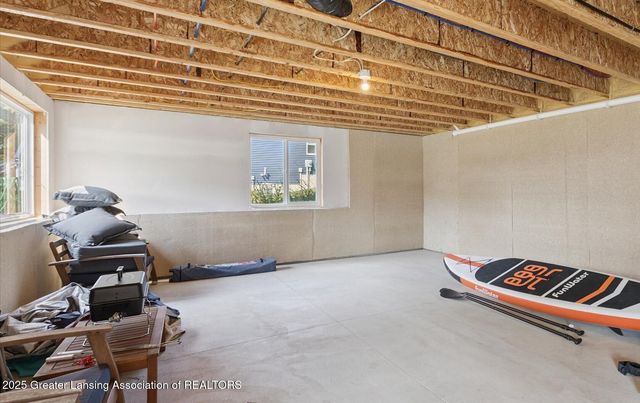 4313 Gold Dust Point, Perrinton, MI 48871