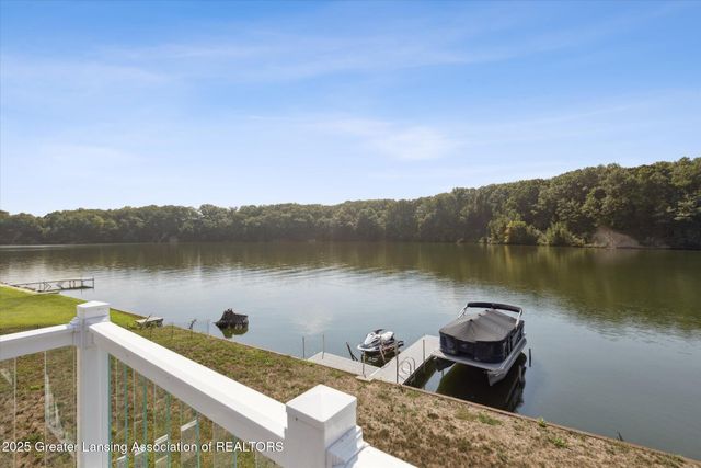 4313 Gold Dust Point, Perrinton, MI 48871