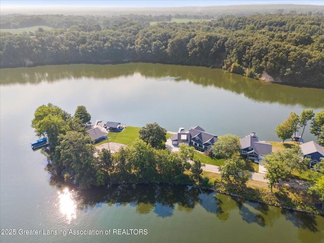 4313 Gold Dust Point, Perrinton, MI 48871