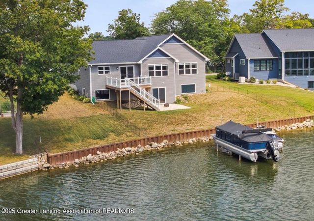 4313 Gold Dust Point, Perrinton, MI 48871