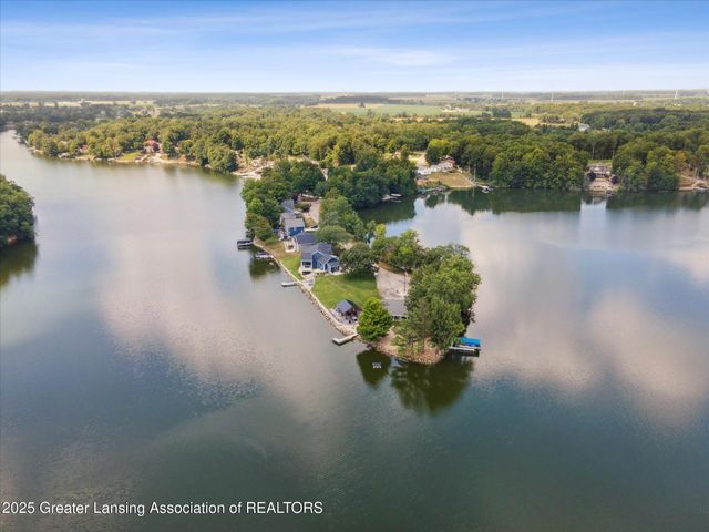 4313 Gold Dust Point, Perrinton, MI 48871