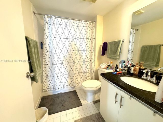 540 Brickell Key Dr 1801, Miami, FL 33131