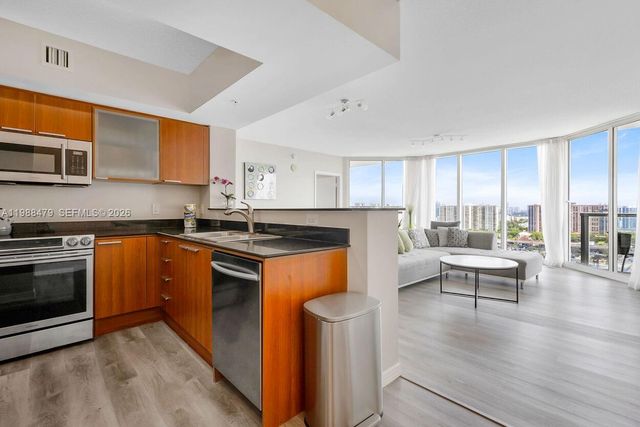 16699 Collins Ave 2007, Sunny Isles Beach, FL 33160