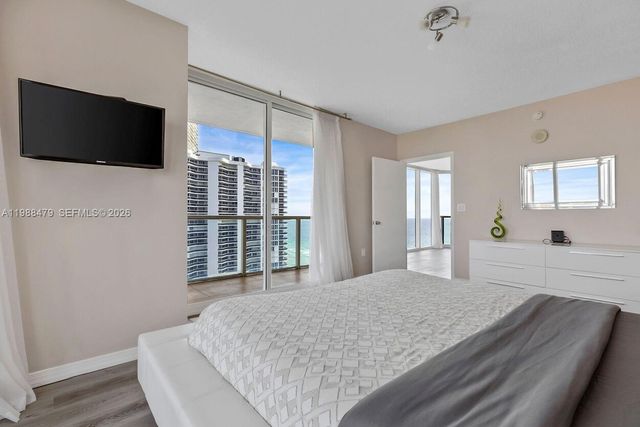 16699 Collins Ave 2007, Sunny Isles Beach, FL 33160