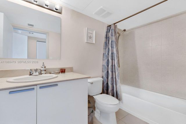 16699 Collins Ave 2007, Sunny Isles Beach, FL 33160