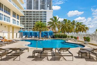 16699 Collins Ave 2007, Sunny Isles Beach, FL 33160