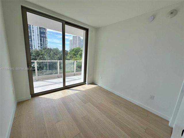 2200 Brickell Avenue 313, Miami, FL 33129
