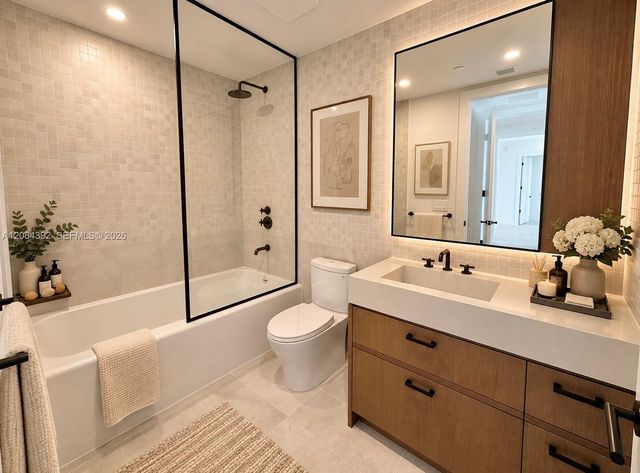 2200 Brickell Avenue 313, Miami, FL 33129