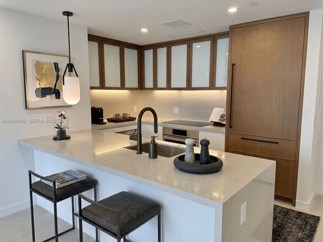 2200 Brickell Avenue 313, Miami, FL 33129