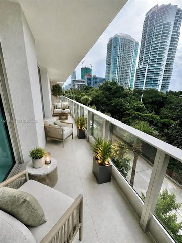 2200 Brickell Avenue 313, Miami, FL 33129