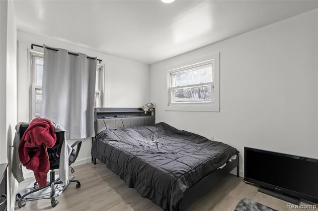 6330 Hampden Street, Taylor, MI 48180