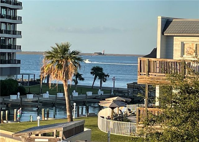 900 N Station St A2, Port Aransas, TX 78373