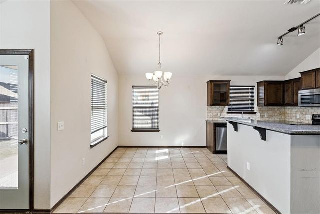 18424 Abierto Drive, Edmond, OK 73012