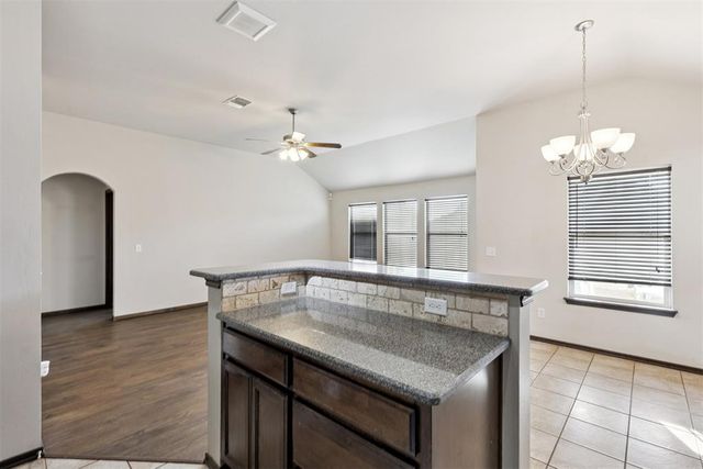 18424 Abierto Drive, Edmond, OK 73012