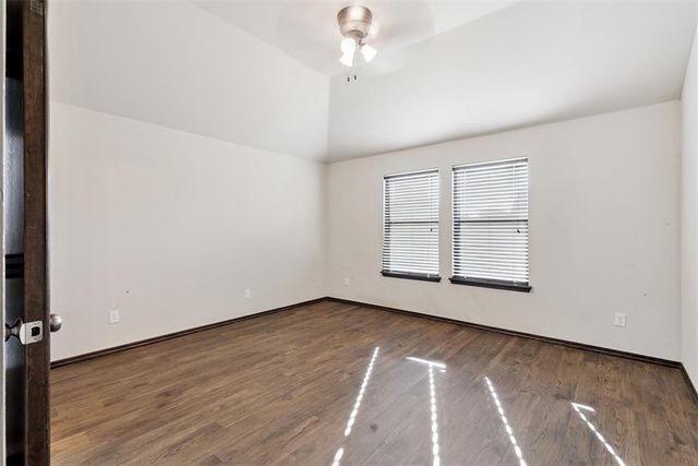 18424 Abierto Drive, Edmond, OK 73012