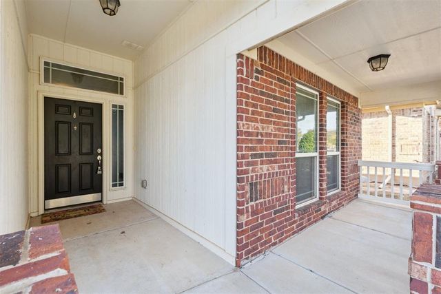 18424 Abierto Drive, Edmond, OK 73012